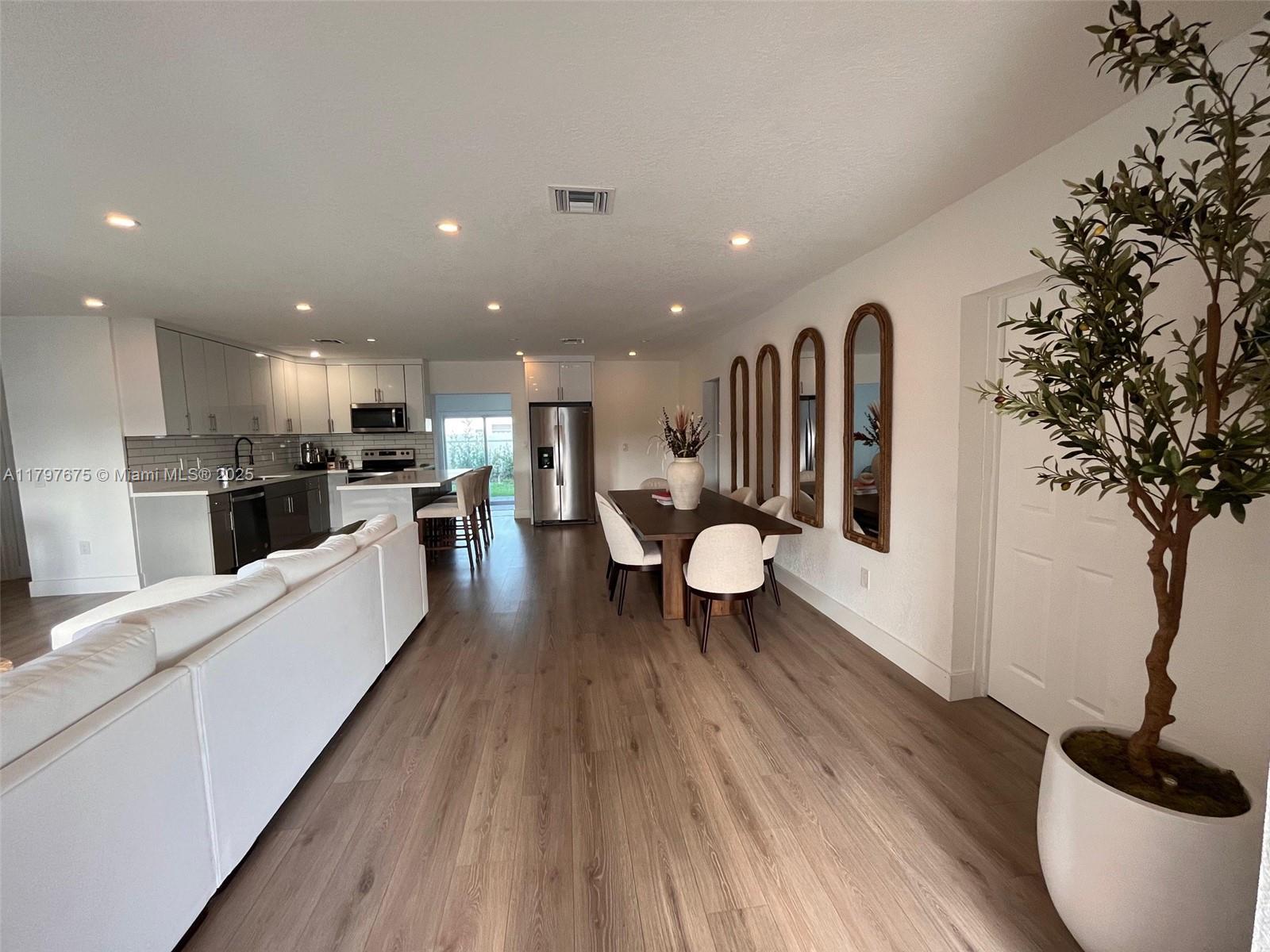 Property photo # 7