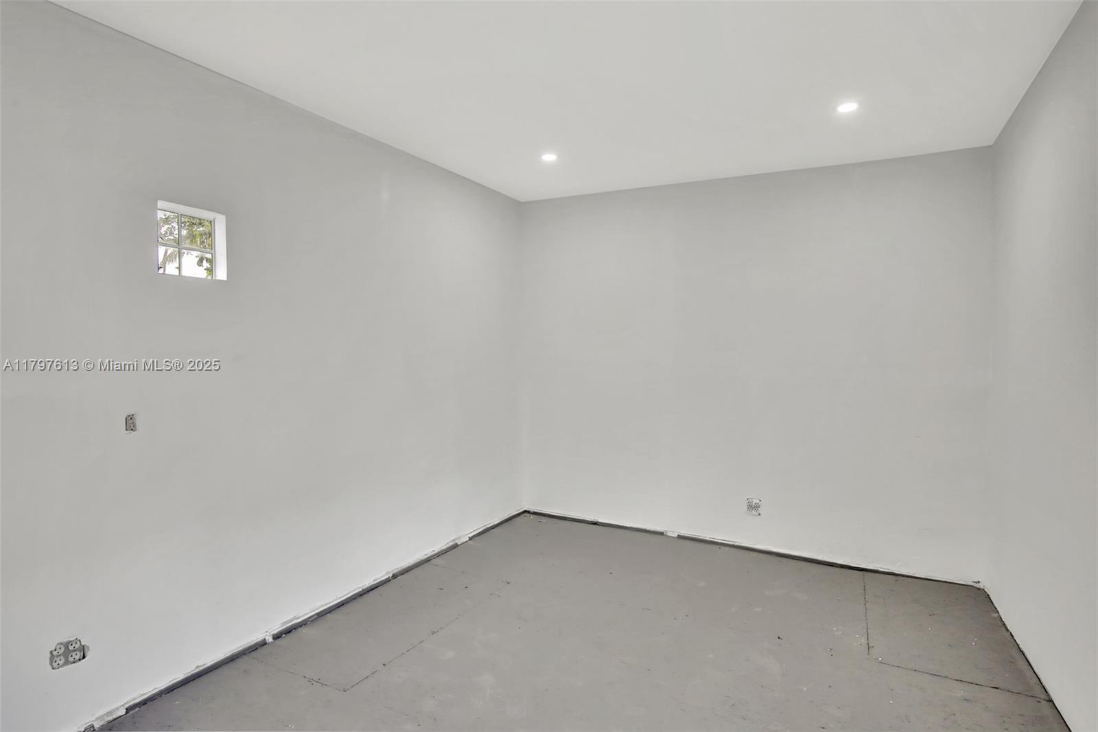 3916 NW 207th St Rd, Miami Gardens, Florida image 25