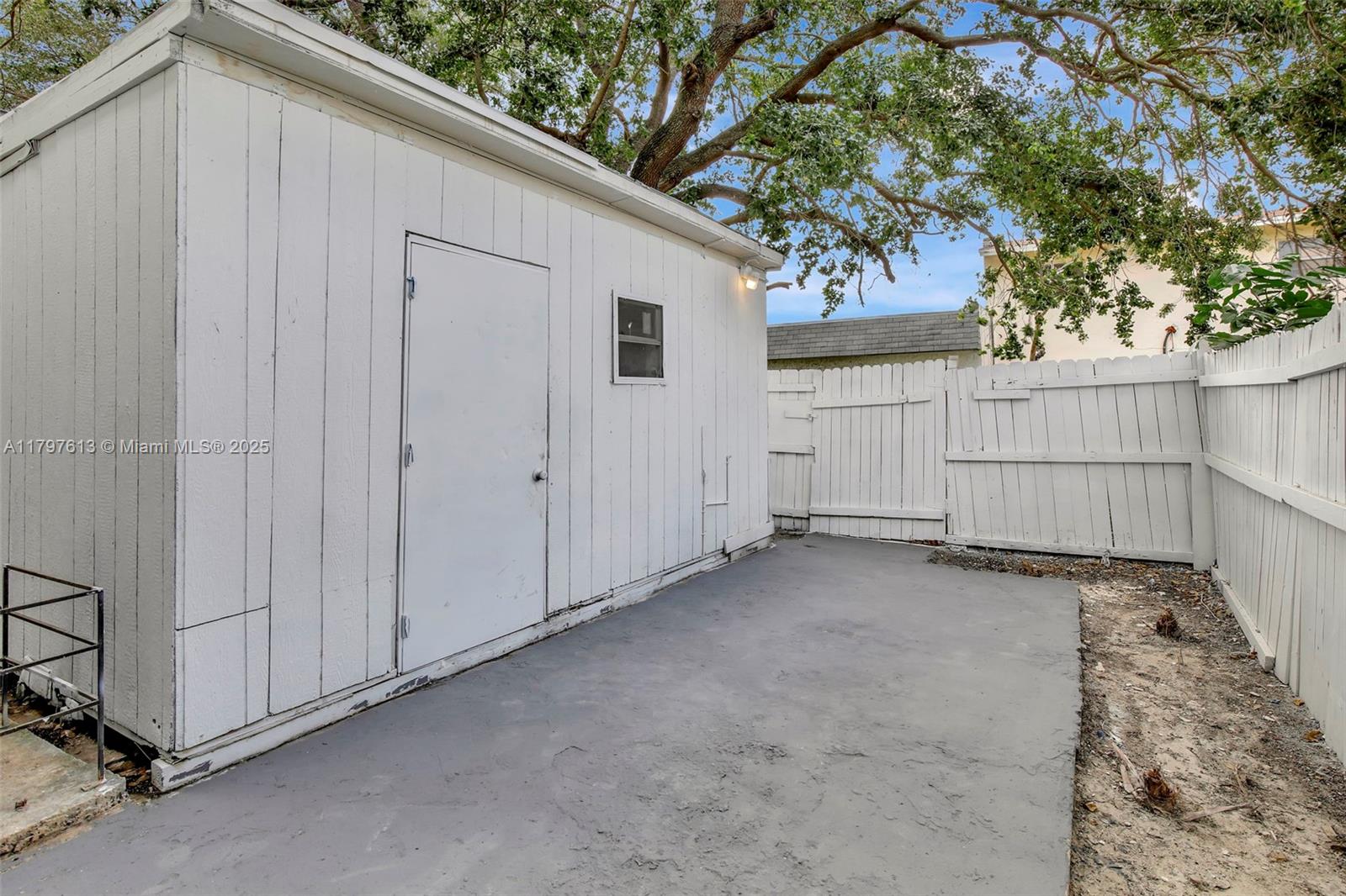 3916 NW 207th St Rd, Miami Gardens, Florida image 37