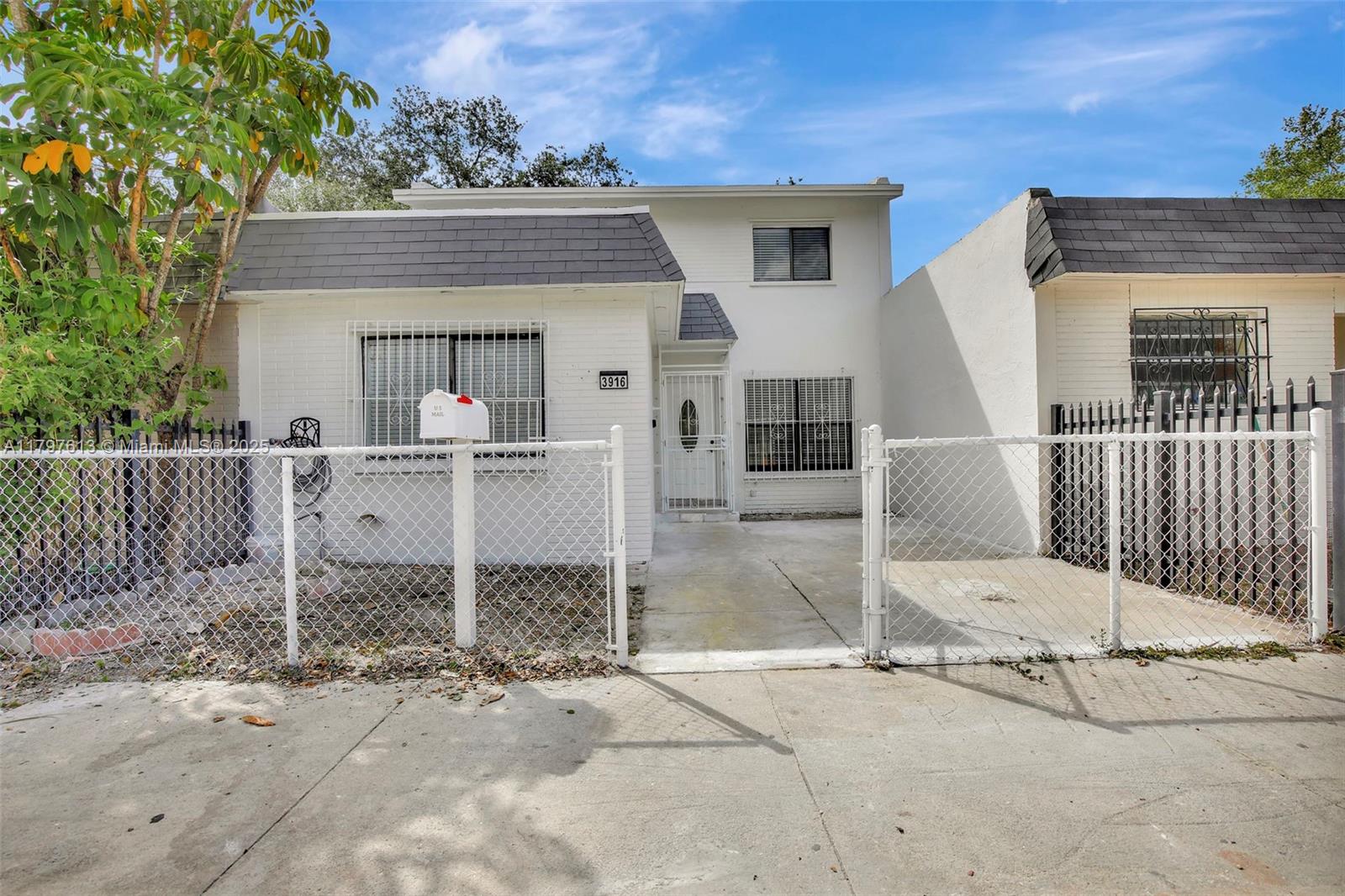 3916 NW 207th St Rd, Miami Gardens, Florida image 42
