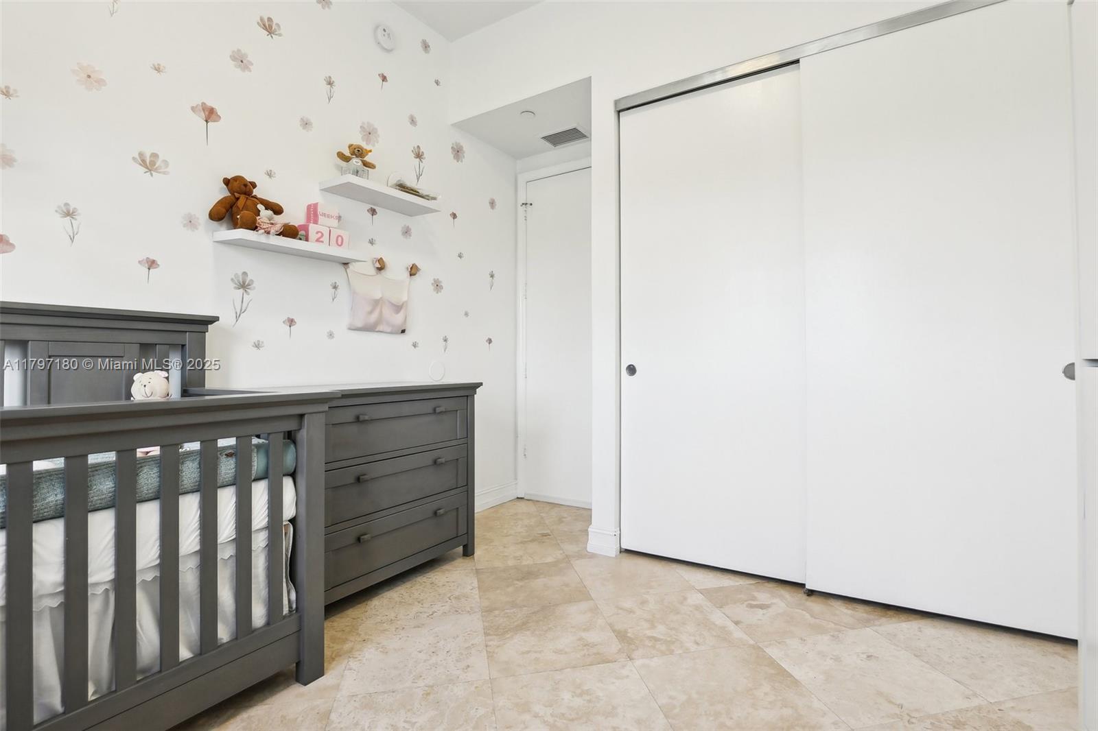 19900 E Country Club Dr #402, Aventura, Florida image 35