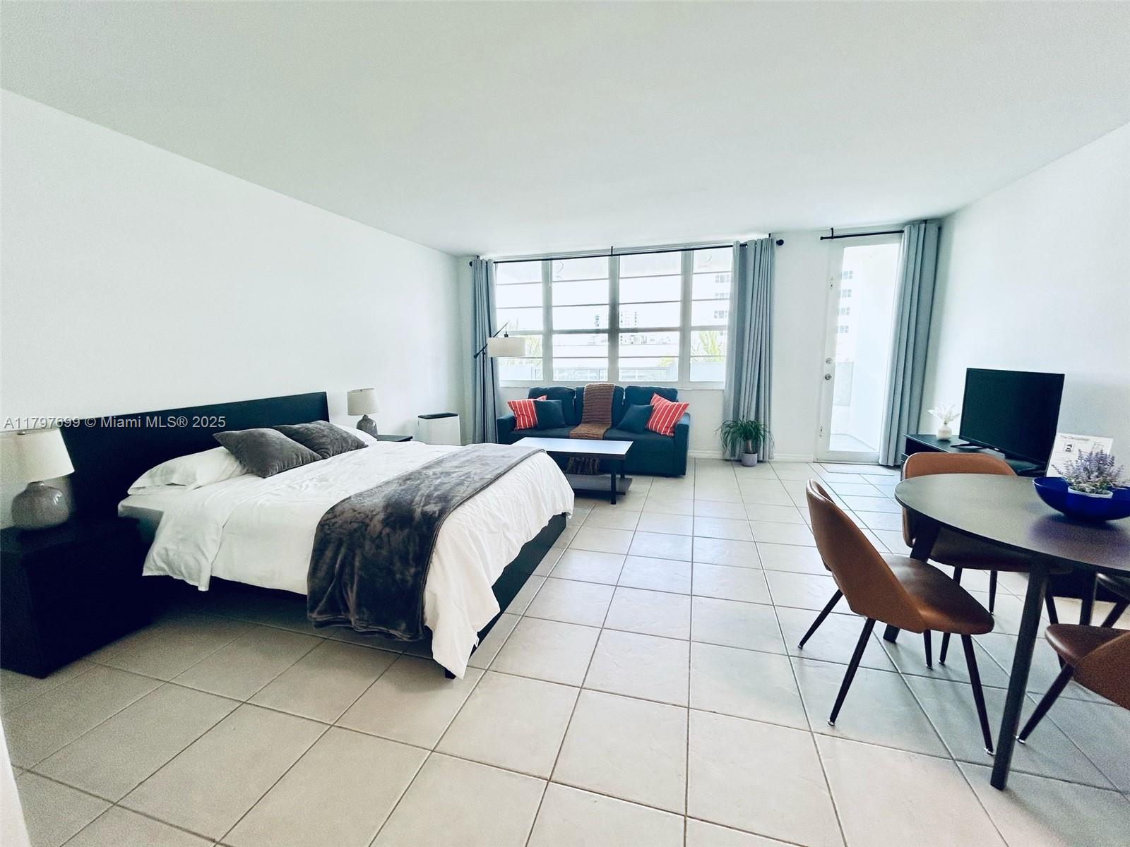 100  Lincoln Rd #412 For Sale A11797699, FL