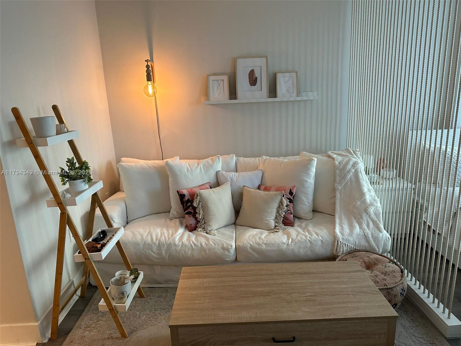 Property photo # 0