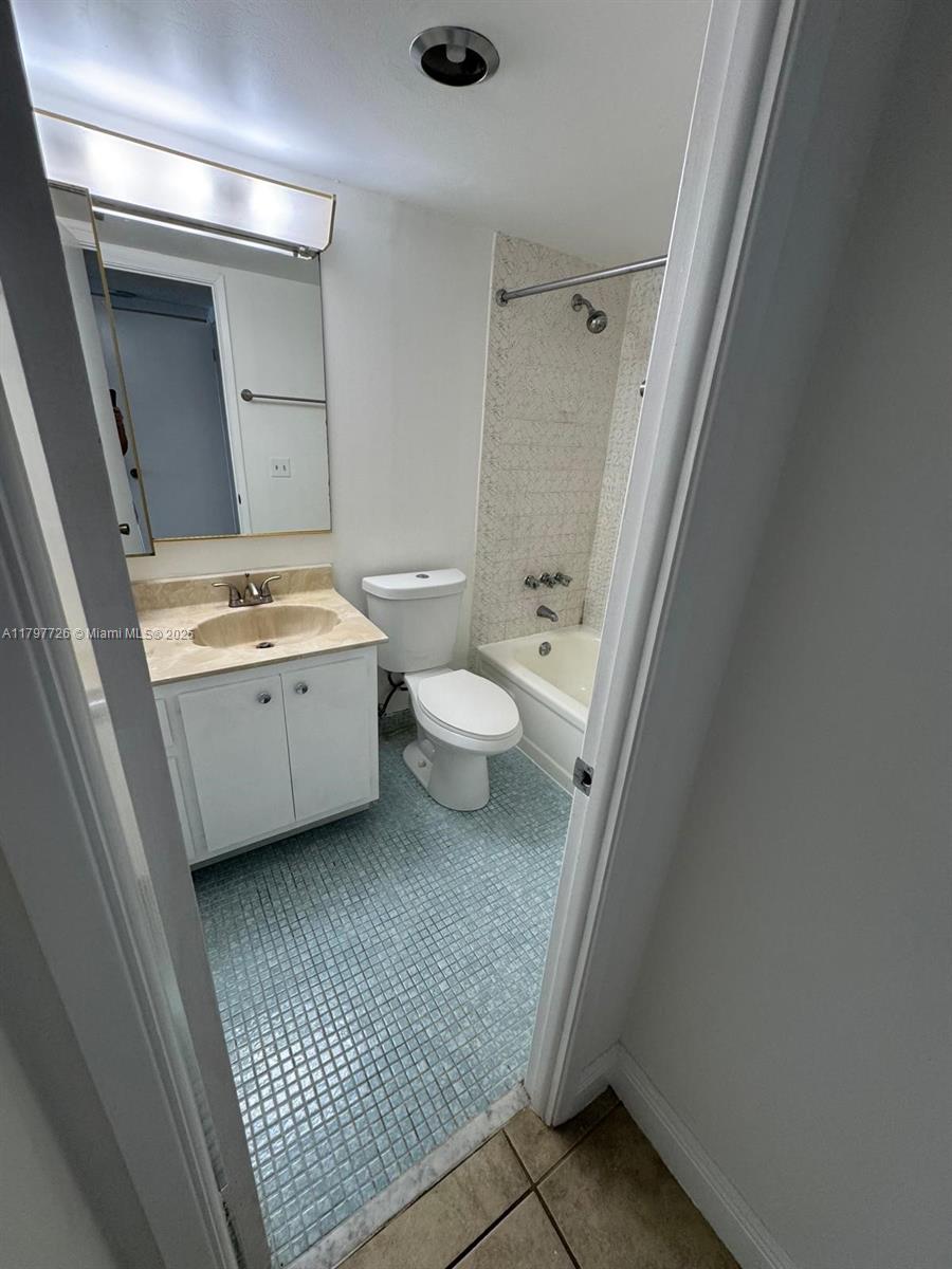Listing Photo 13