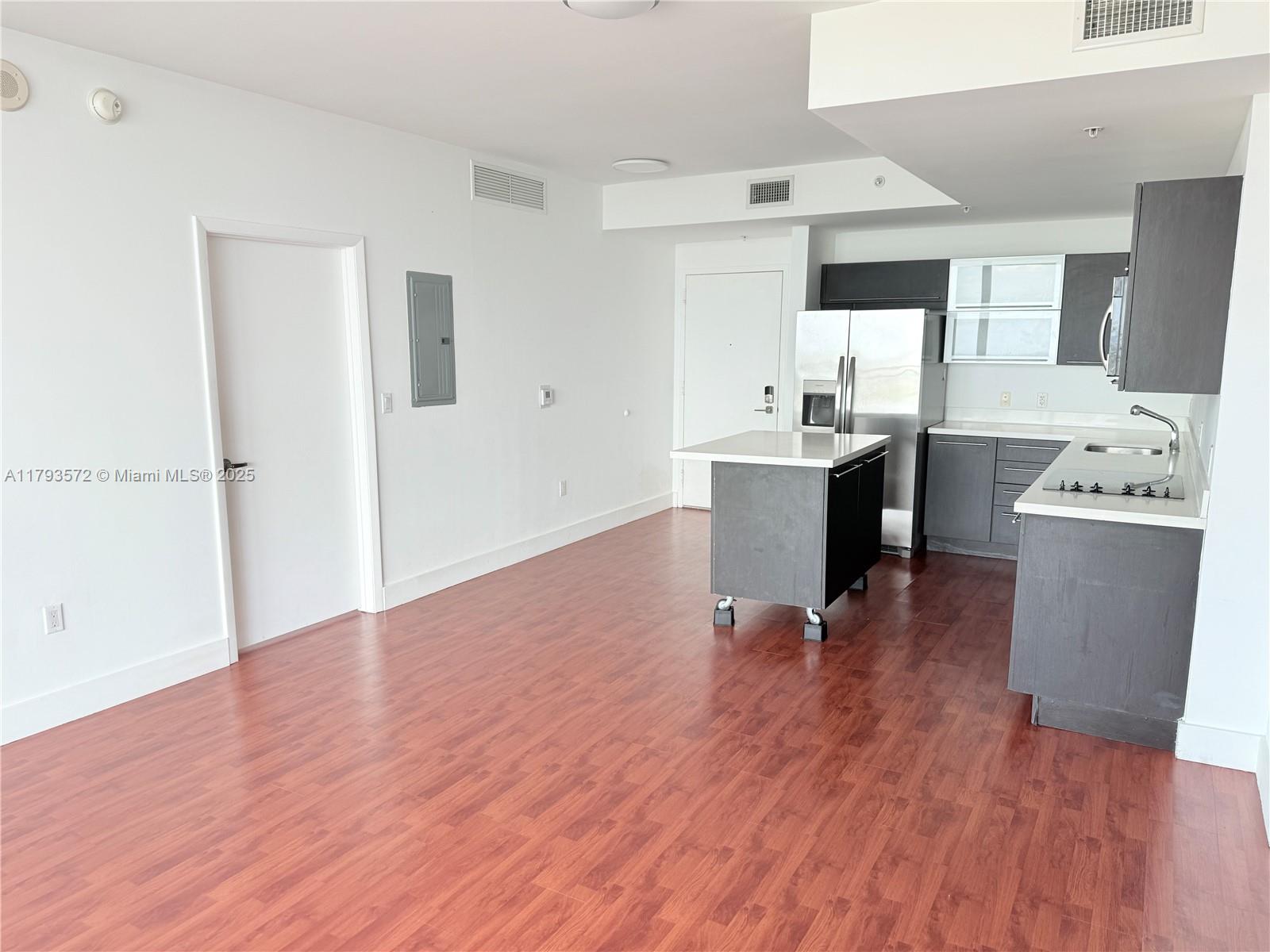 Listing Photo 25