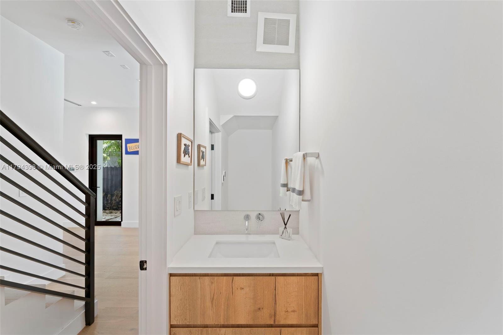 Listing Photo 13