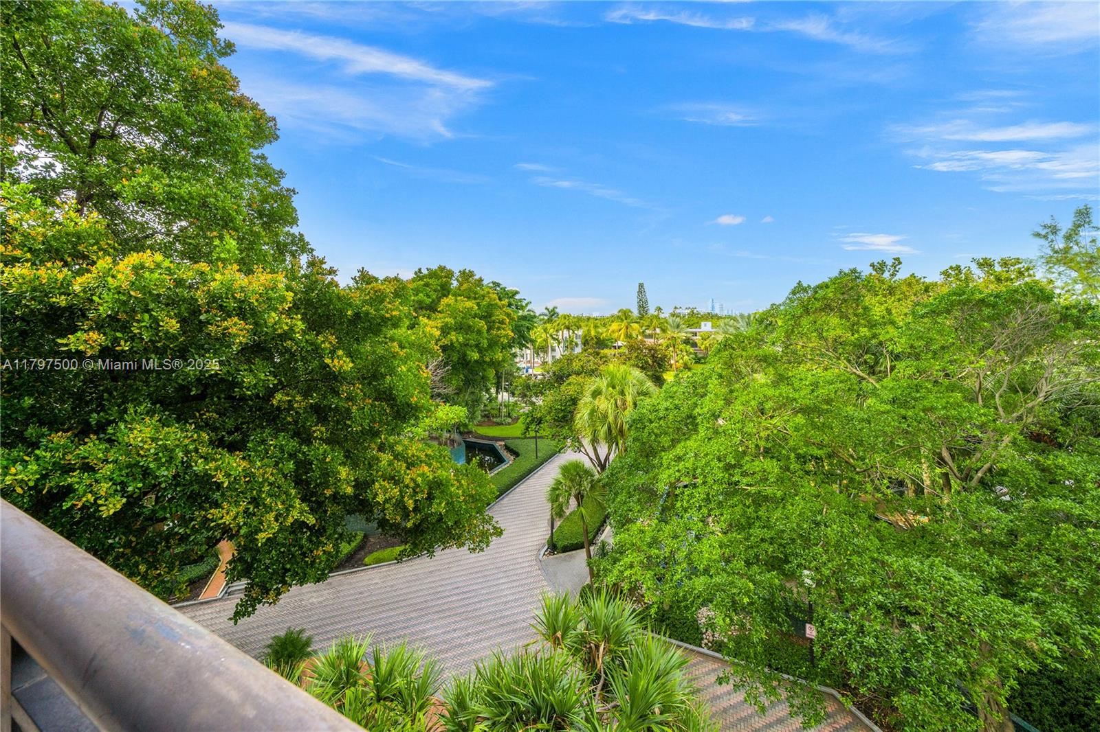 Property photo # 6