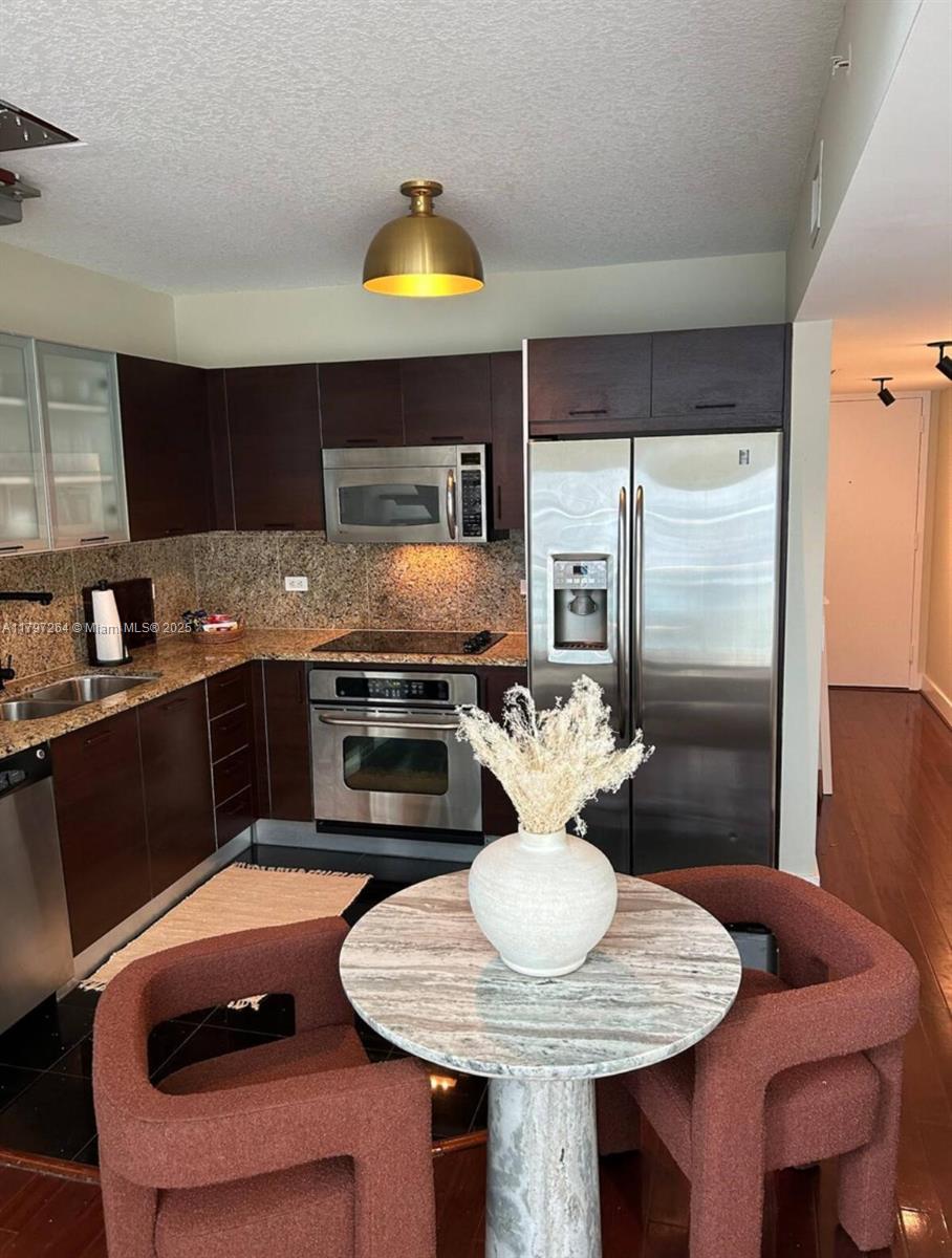 Property photo # 4