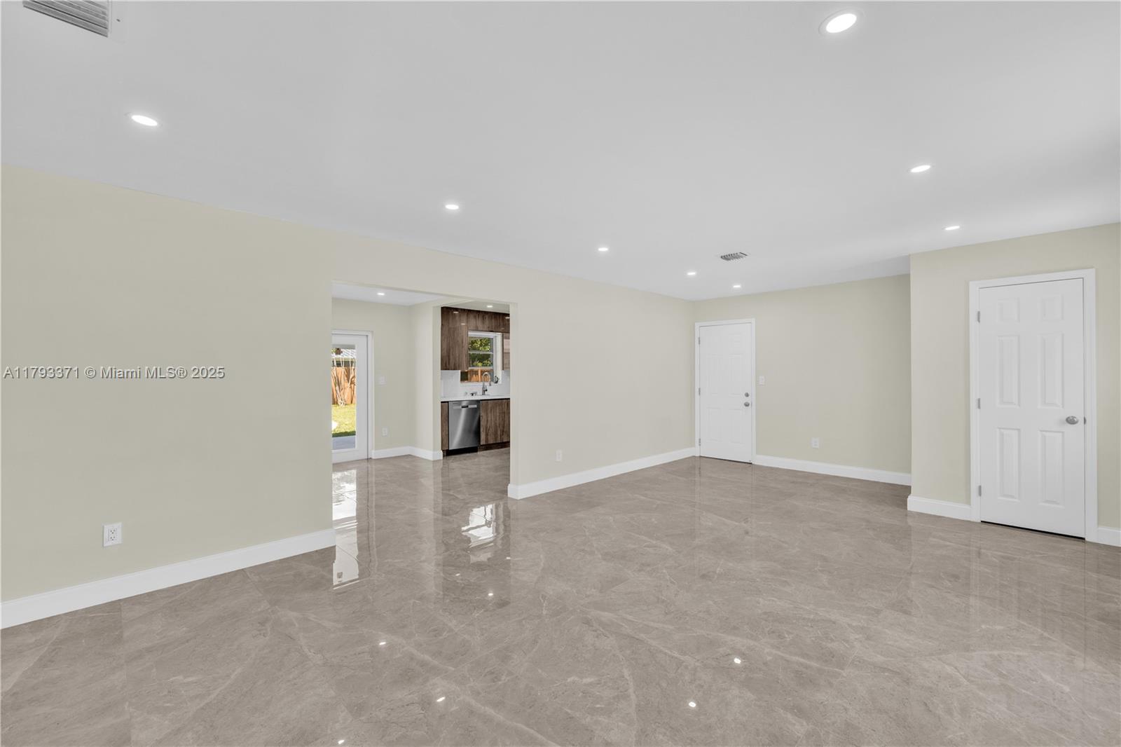18460 SW 92nd Pl, Cutler Bay, Florida image 10