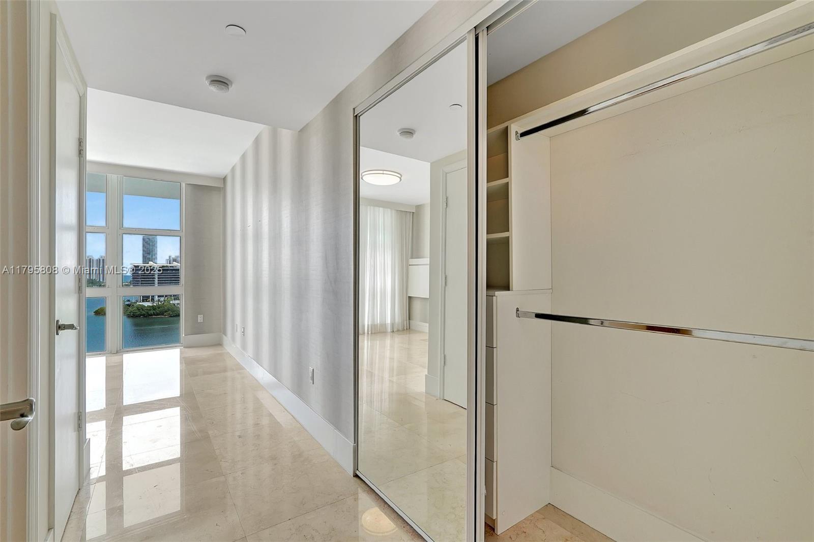 3301 NE 183rd St #1608, Aventura FL 33160