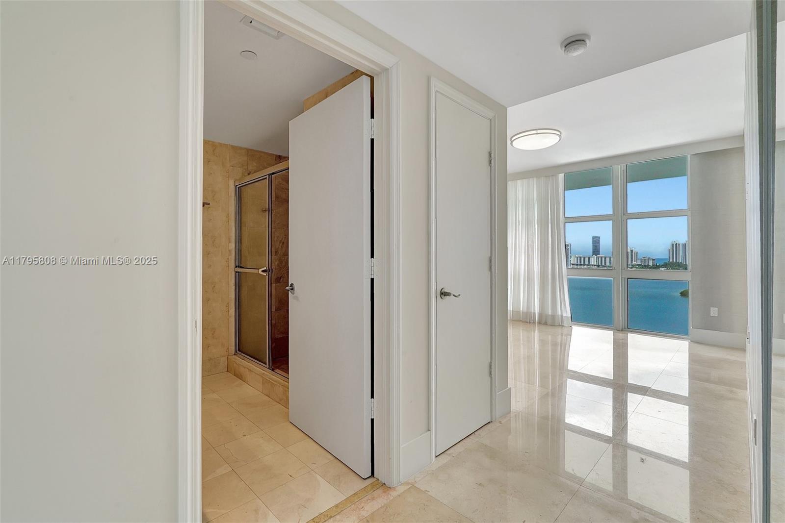 3301 NE 183rd St #1608, Aventura FL 33160
