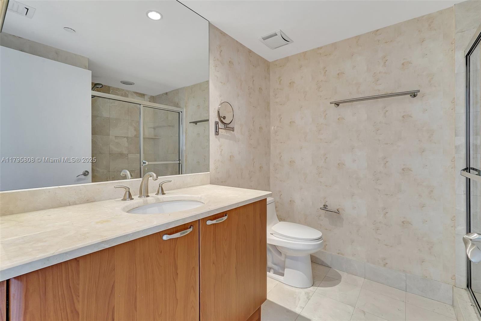 3301 NE 183rd St #1608, Aventura FL 33160