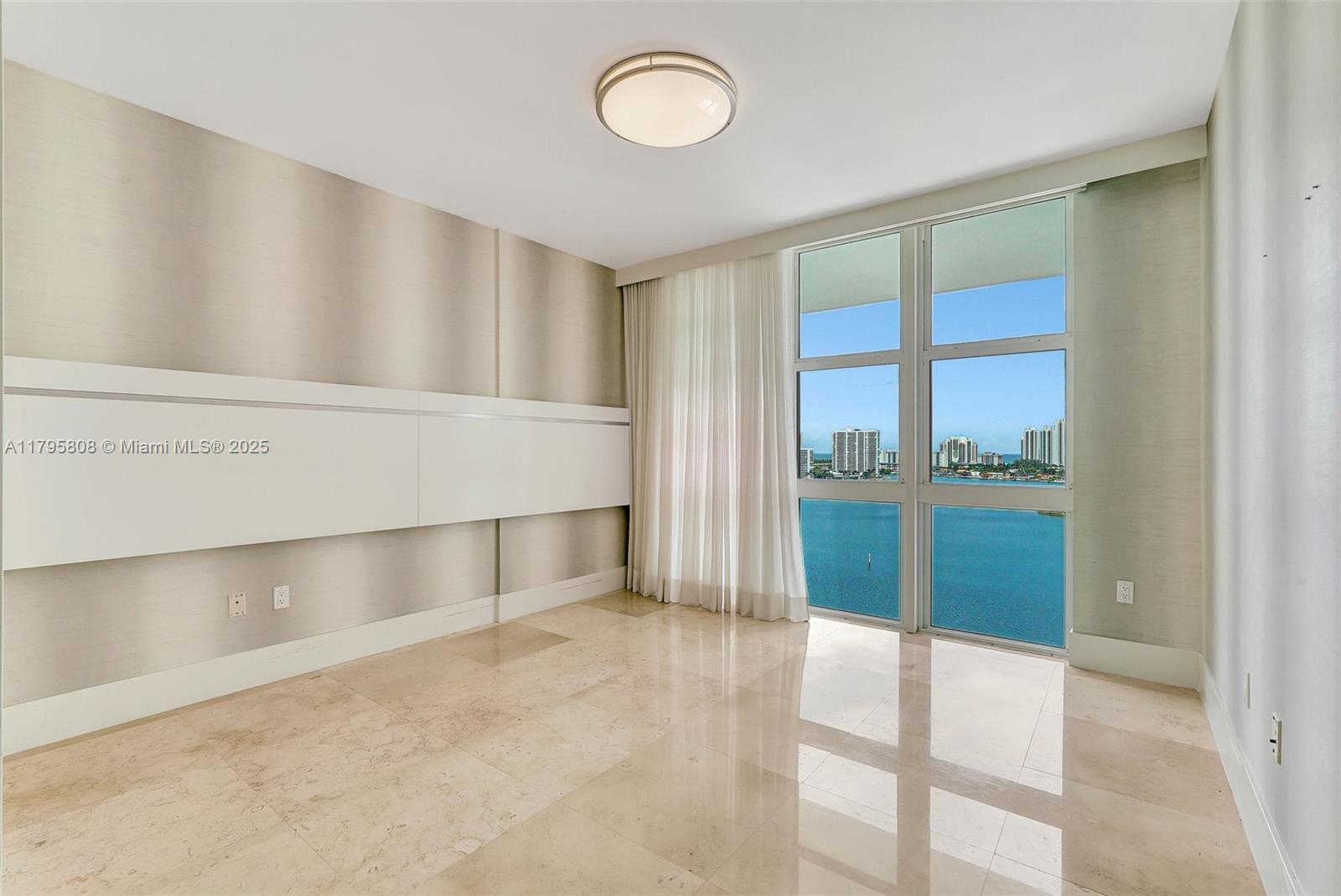 3301 NE 183rd St #1608, Aventura FL 33160