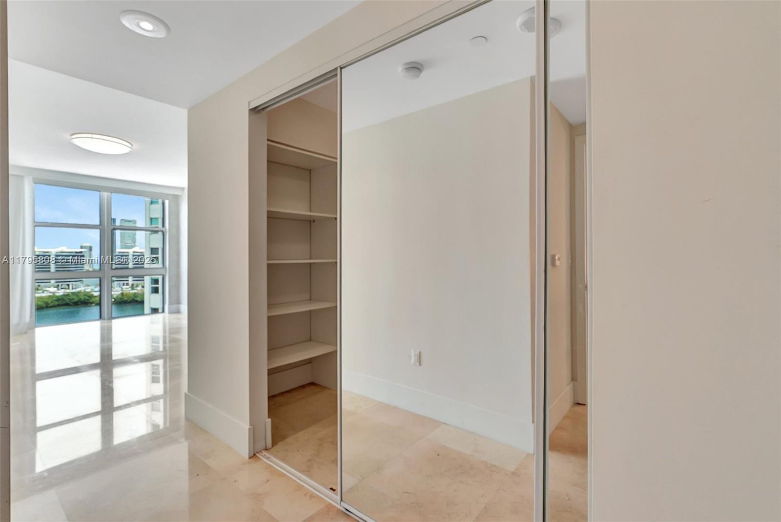 3301 NE 183rd St #1608, Aventura FL 33160