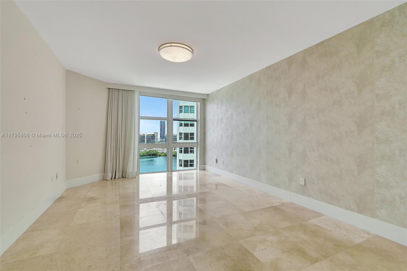 3301 NE 183rd St #1608, Aventura FL 33160