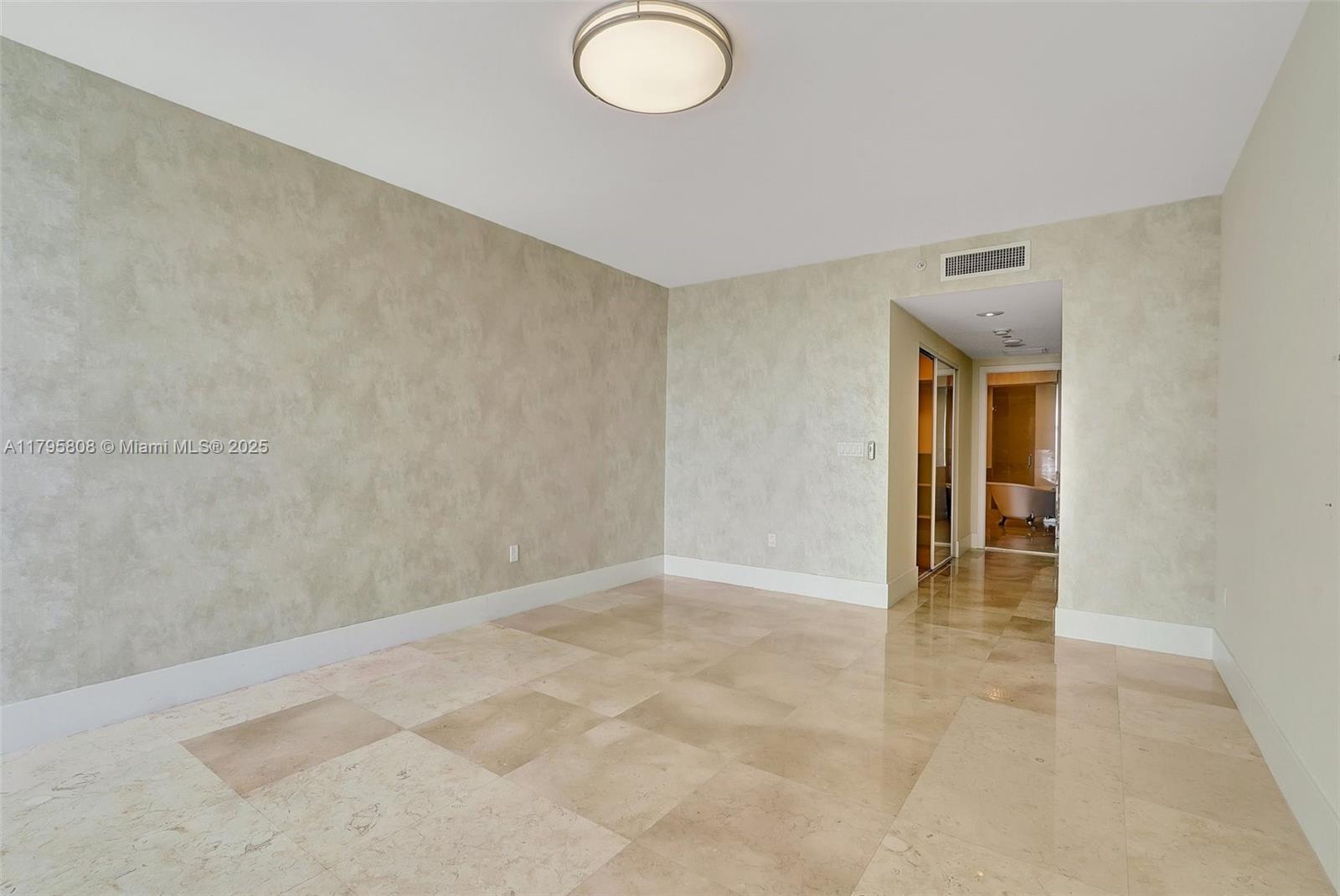 3301 NE 183rd St #1608, Aventura FL 33160