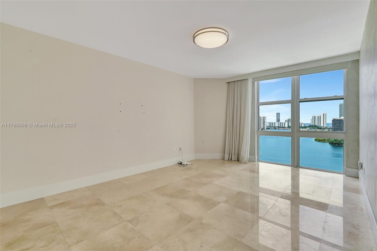 3301 NE 183rd St #1608, Aventura FL 33160