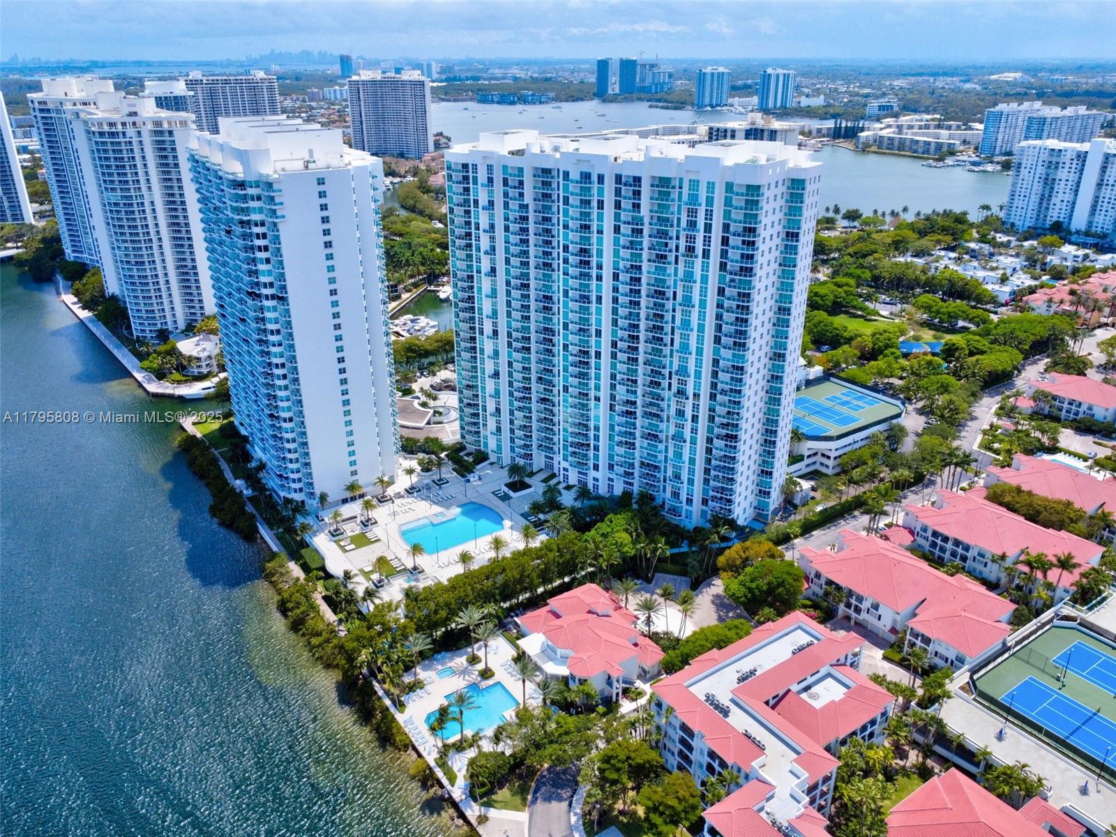3301 NE 183rd St #1608, Aventura FL 33160