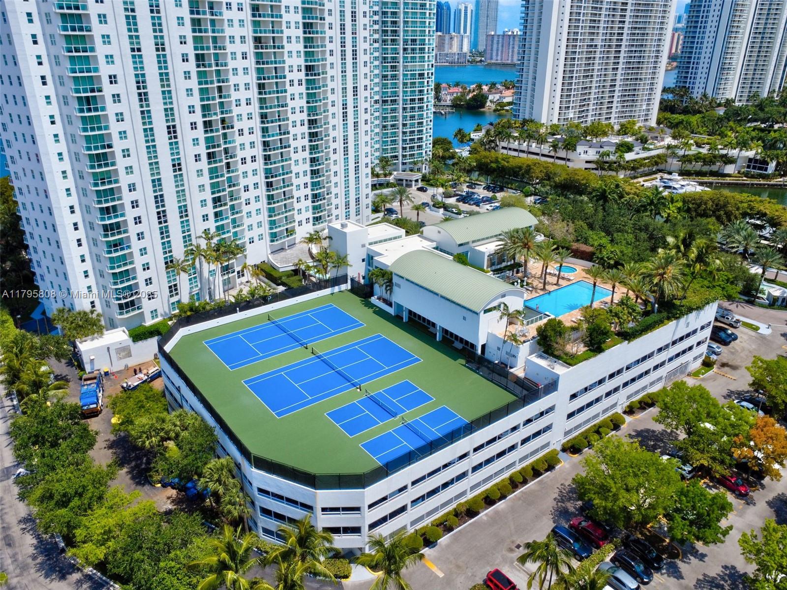 3301 NE 183rd St #1608, Aventura FL 33160