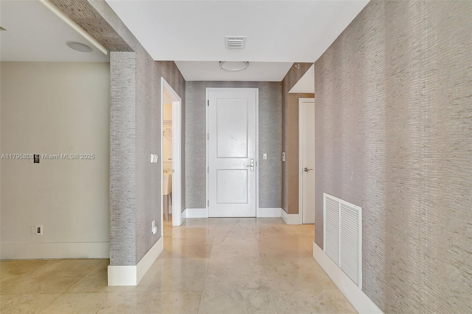 3301 NE 183rd St #1608, Aventura FL 33160