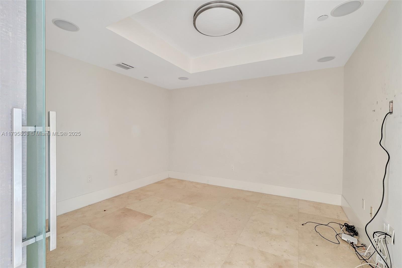 3301 NE 183rd St #1608, Aventura FL 33160