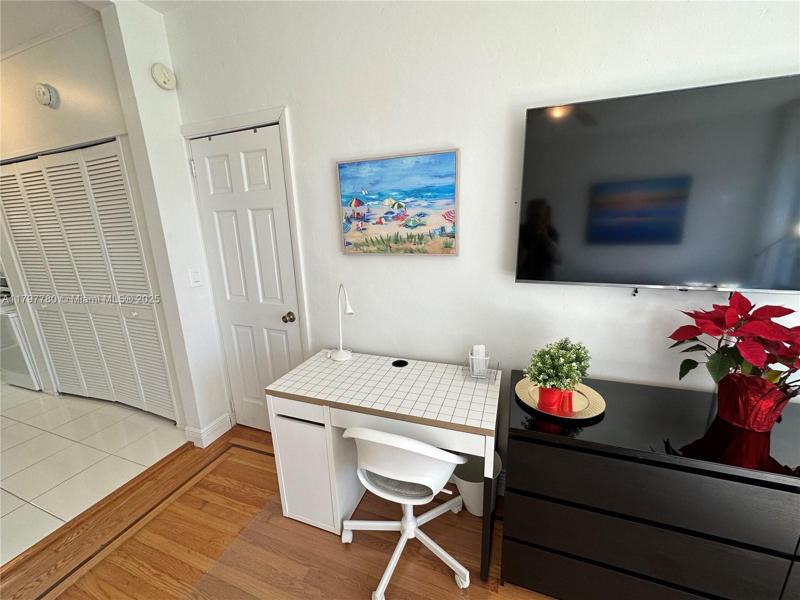 Property photo # 6