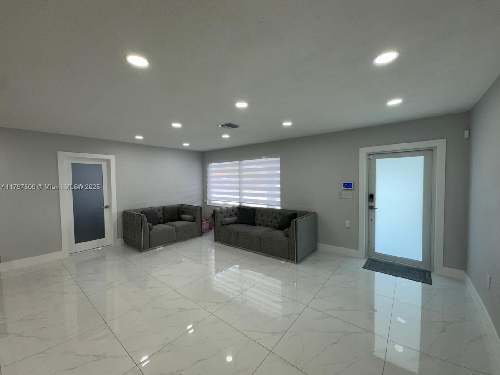 4160 W 5th Ct, Hialeah, Florida image 12