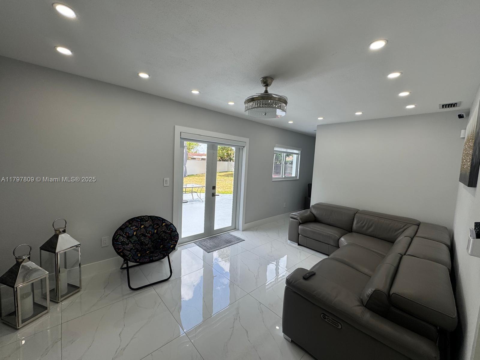 4160 W 5th Ct, Hialeah, Florida image 24