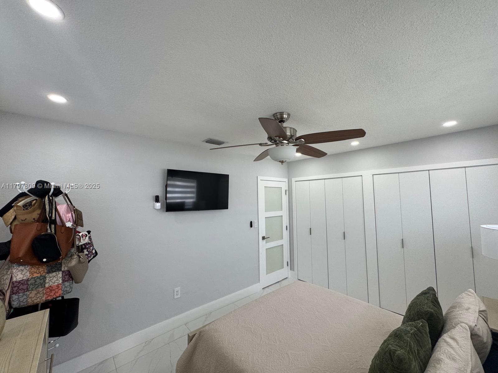4160 W 5th Ct, Hialeah, Florida image 28