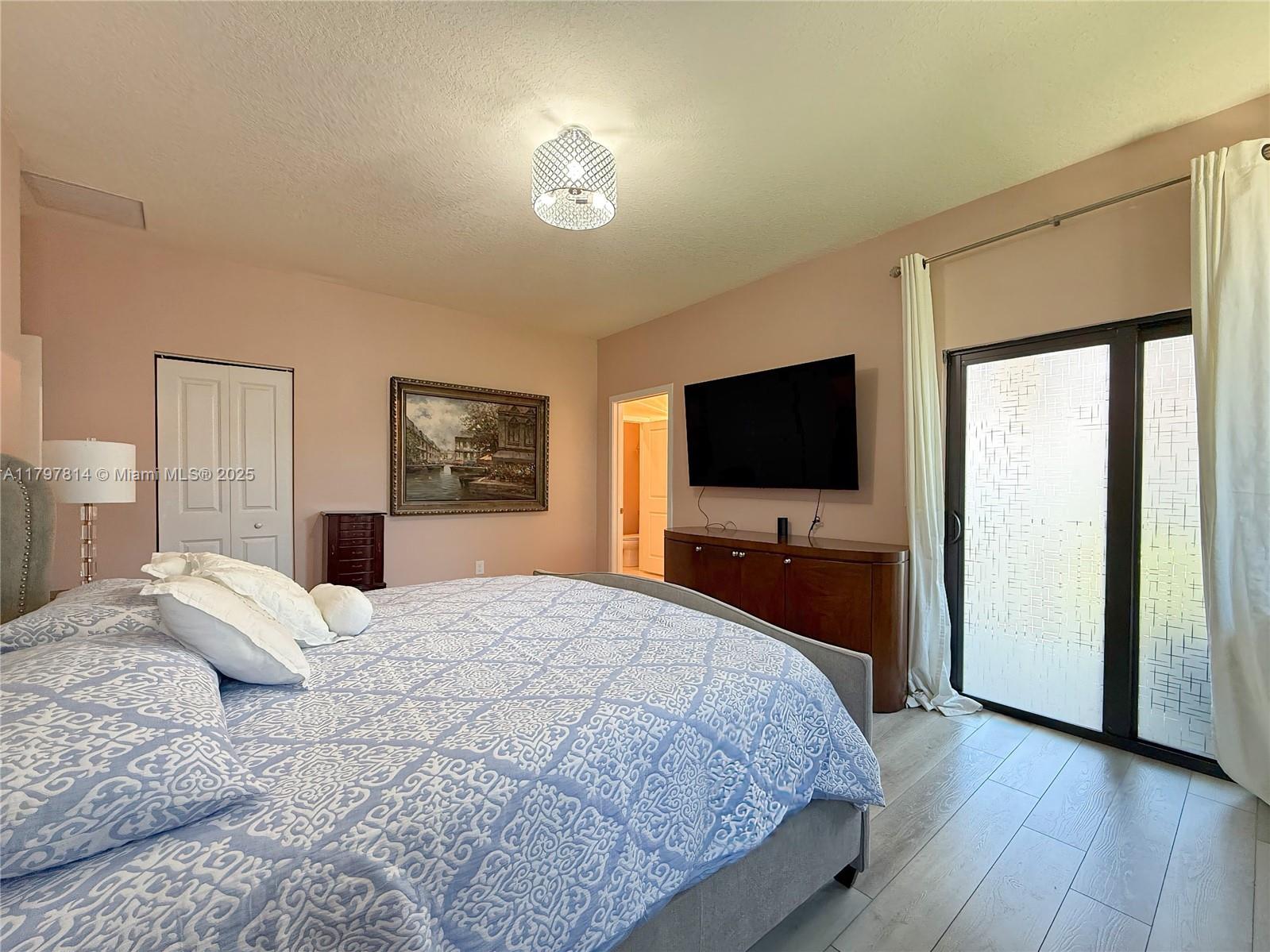 4672 NW 83rd Pkwy, Doral, Florida image 22