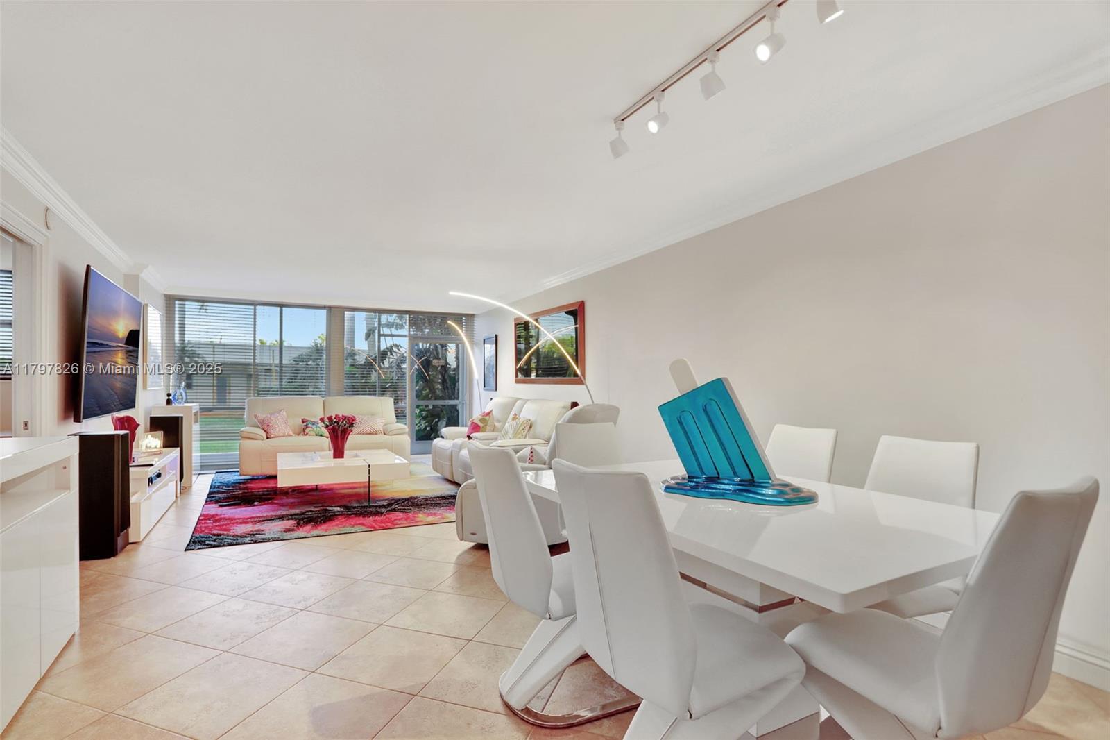 2731 NE 14th St Cswy #115, Pompano Beach, Florida image 2
