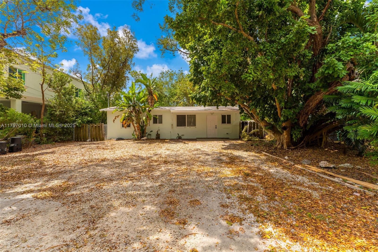 7 Coral Dr, Key Largo, Florida image 4