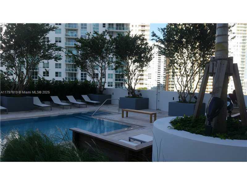 Property photo # 9