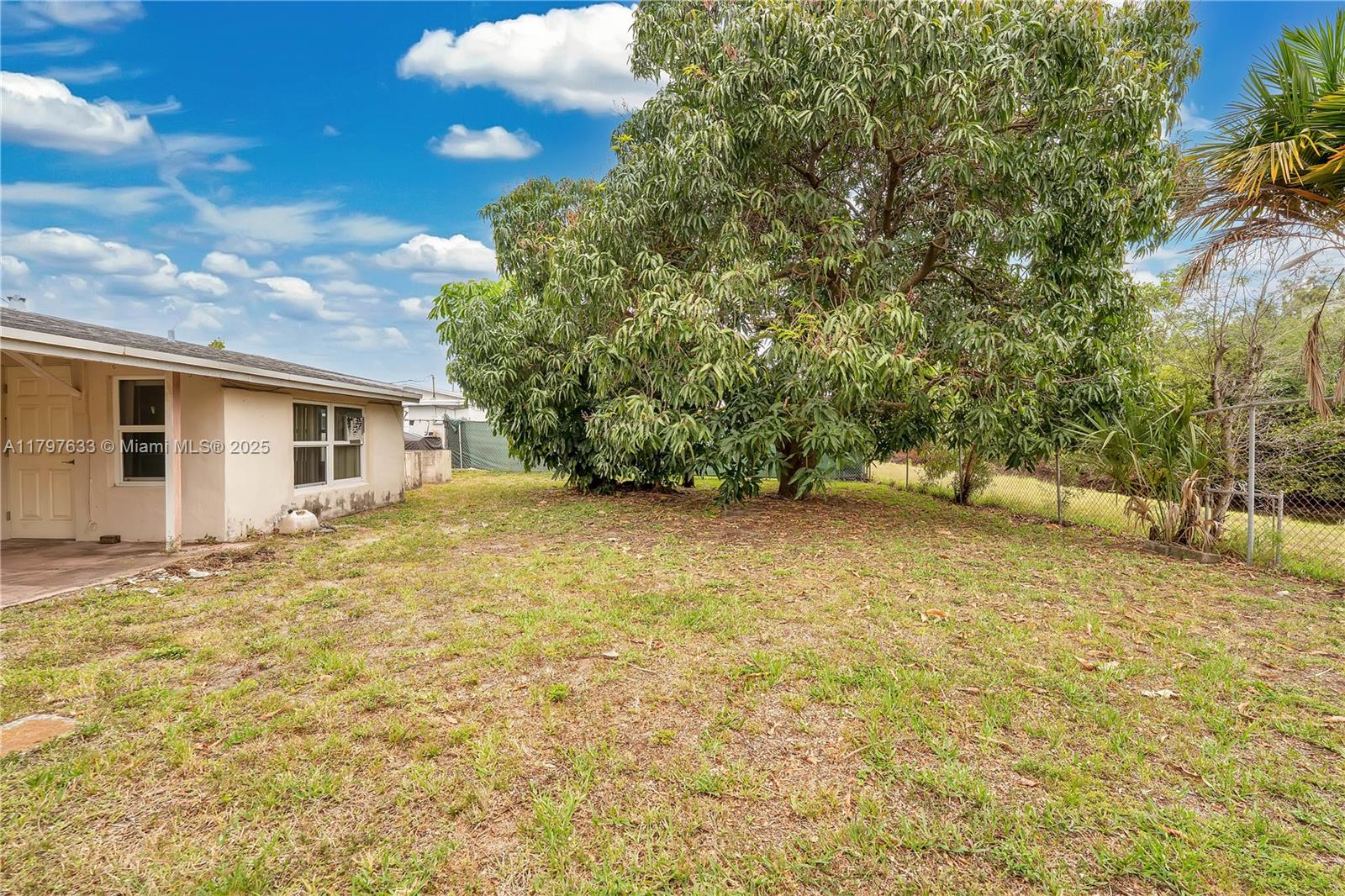 3460 NW 17th St, Lauderhill, Florida image 19