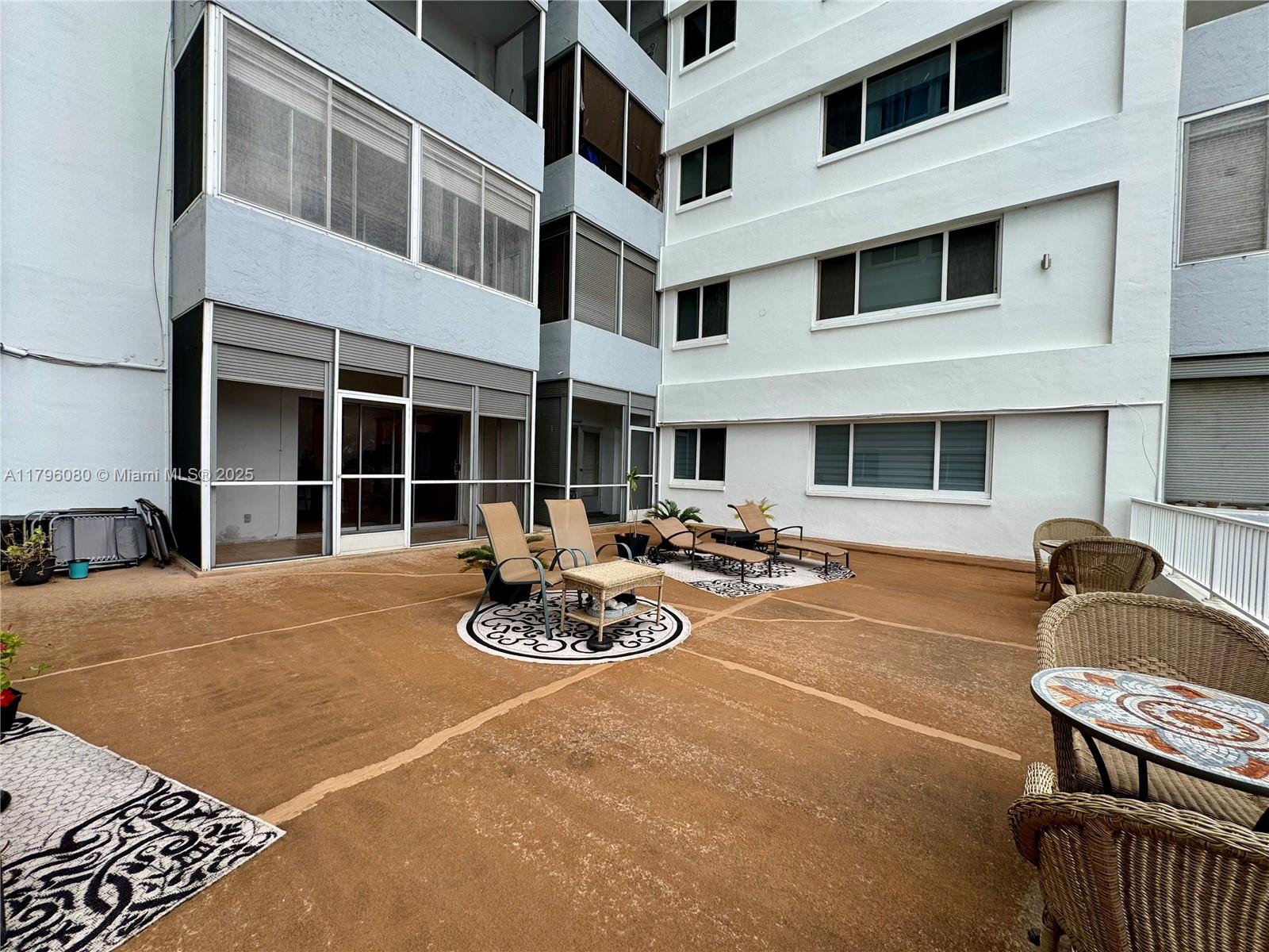 1700 Pierce St #202, Hollywood, Florida image 33