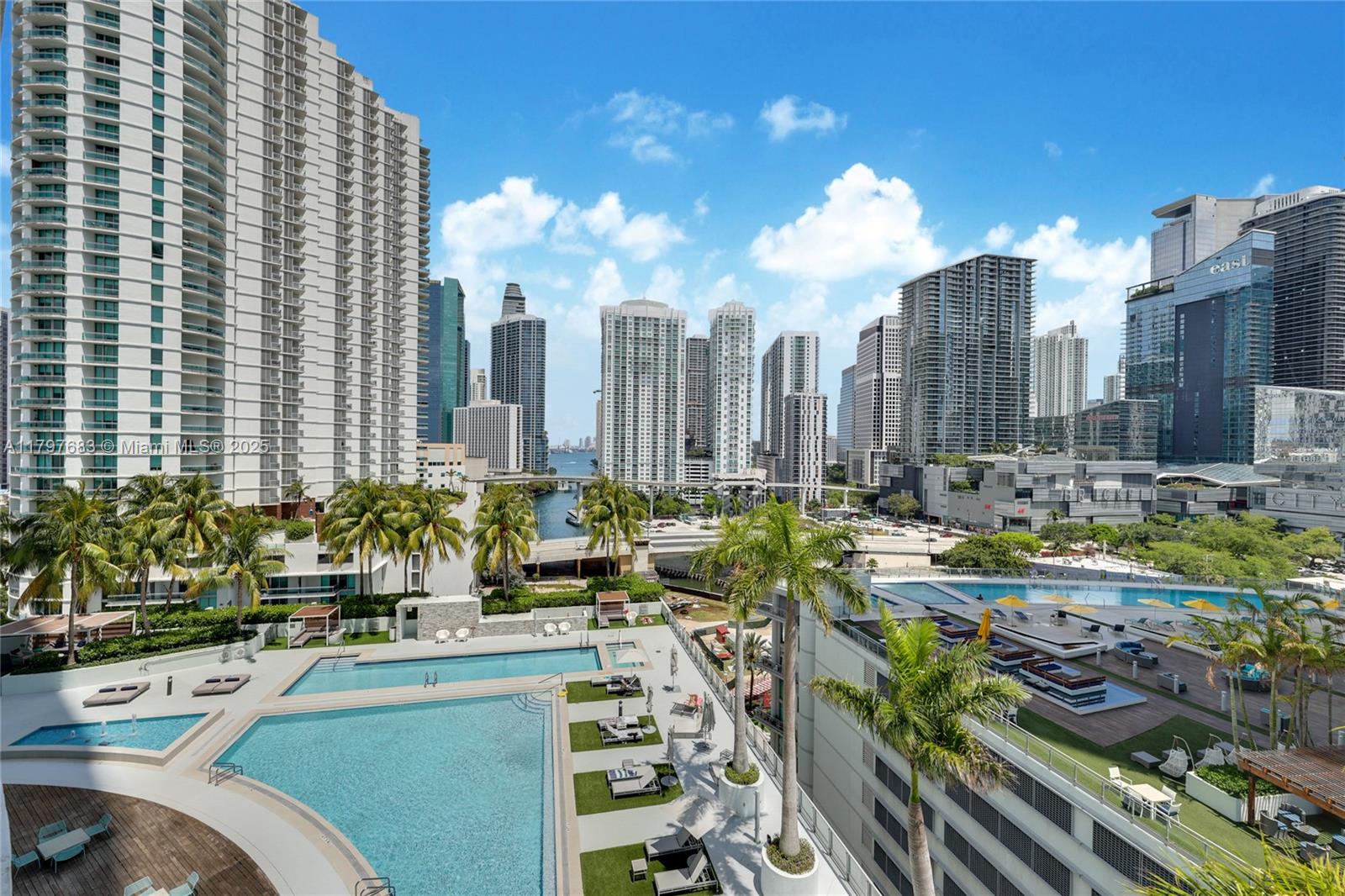 90 SW 3rd St #1514, Miami, Florida image 21