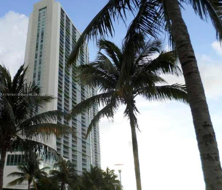 , Miami FL 33131
