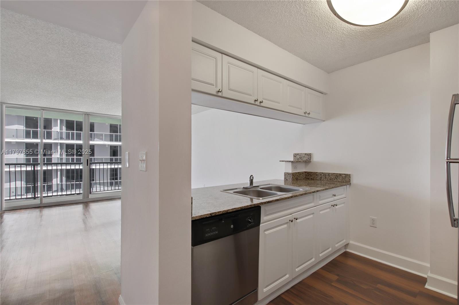 Property photo # 6