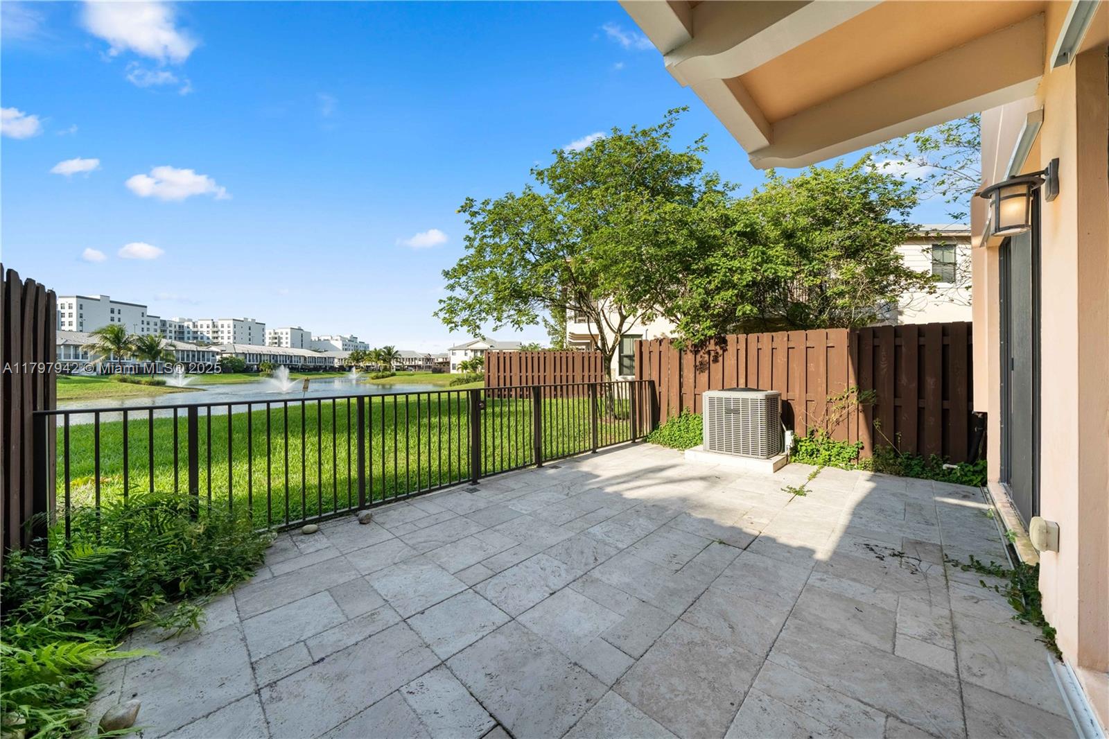 Property photo # 6