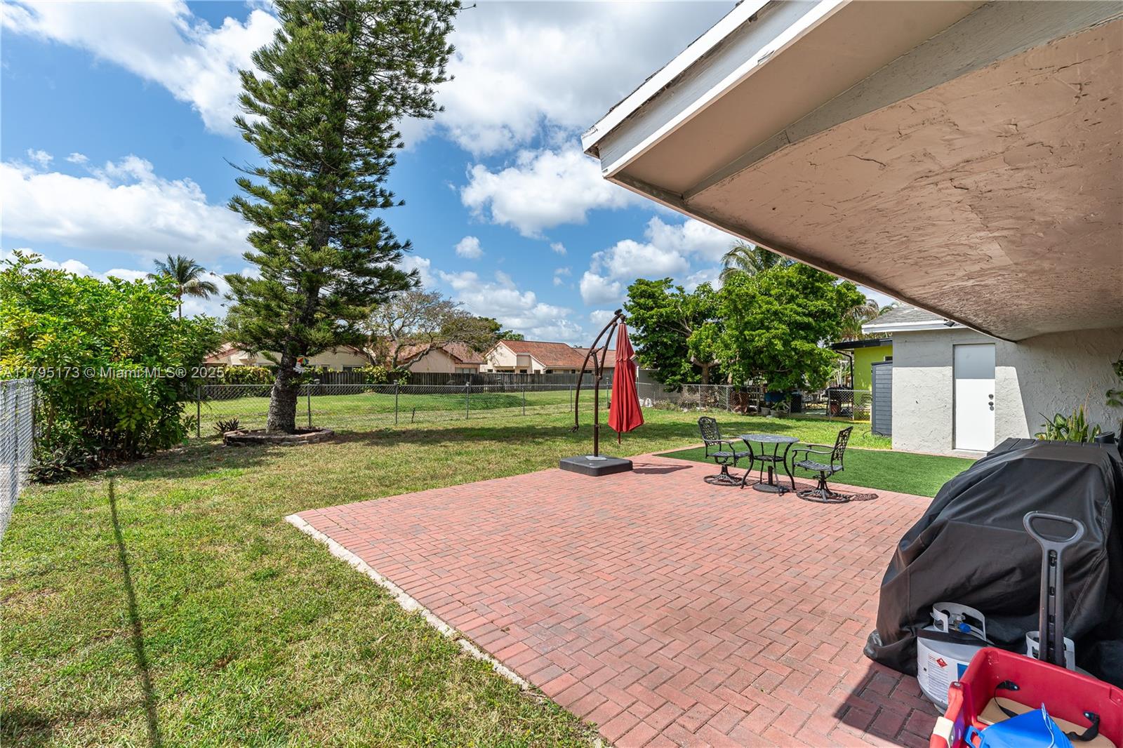 9652 NW 19th Pl, Sunrise, Florida image 23