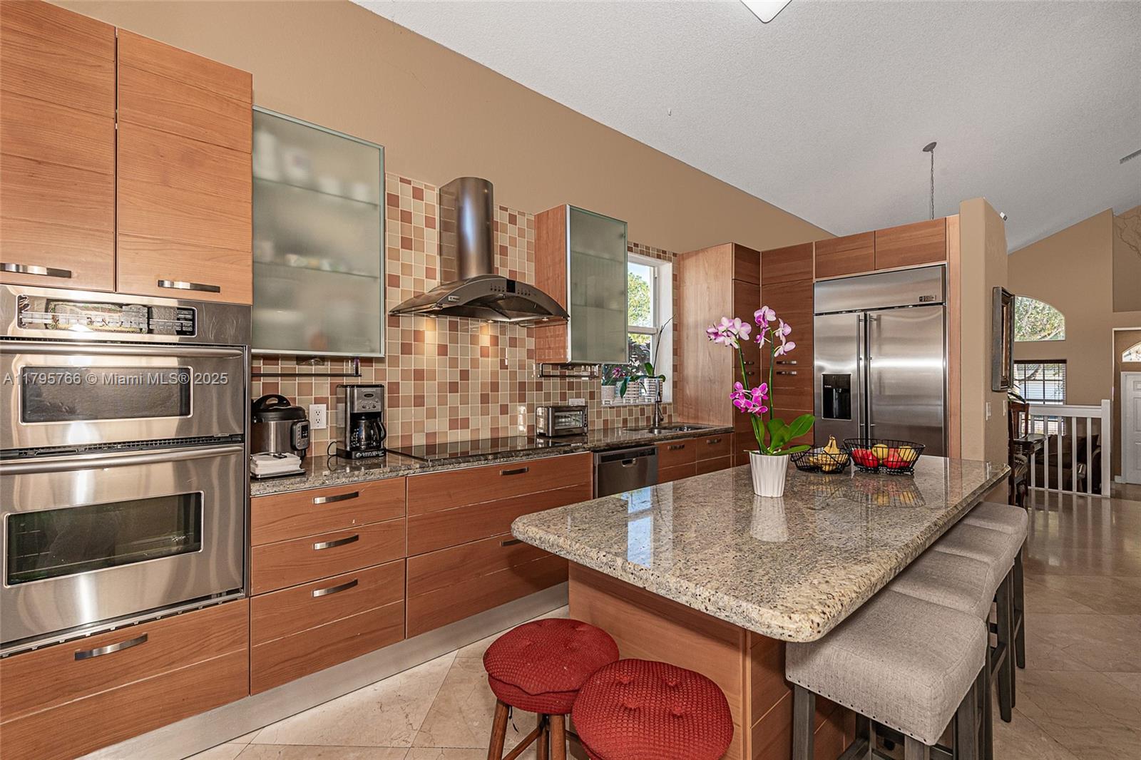 Property photo # 8