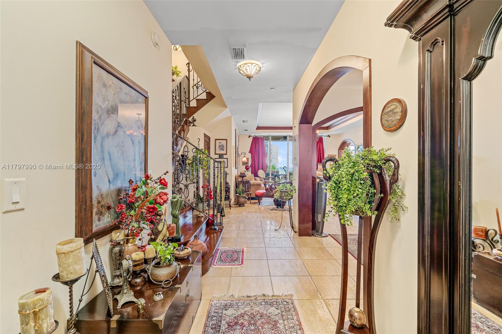 Property photo # 6