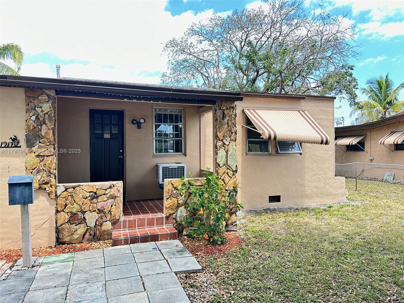 Property photo # 0