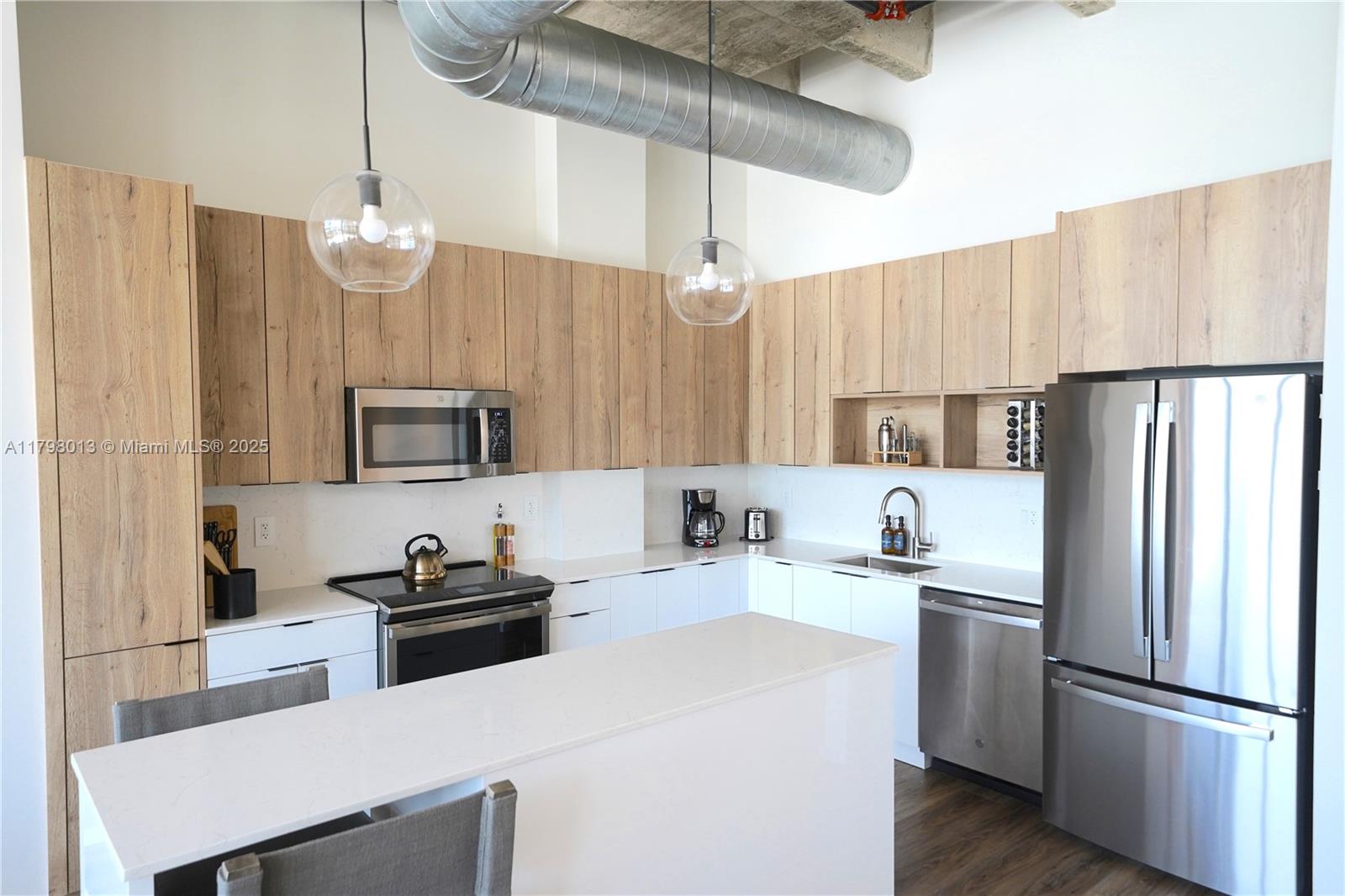 Property photo # 2