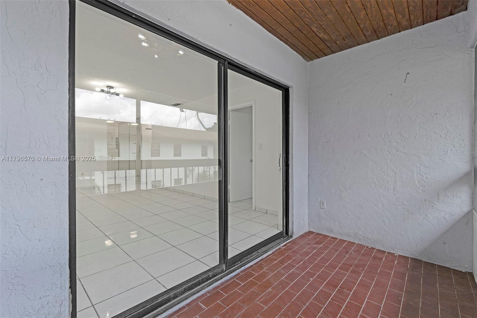 6215 W 24th Ave #203-7, Hialeah, Florida image 36