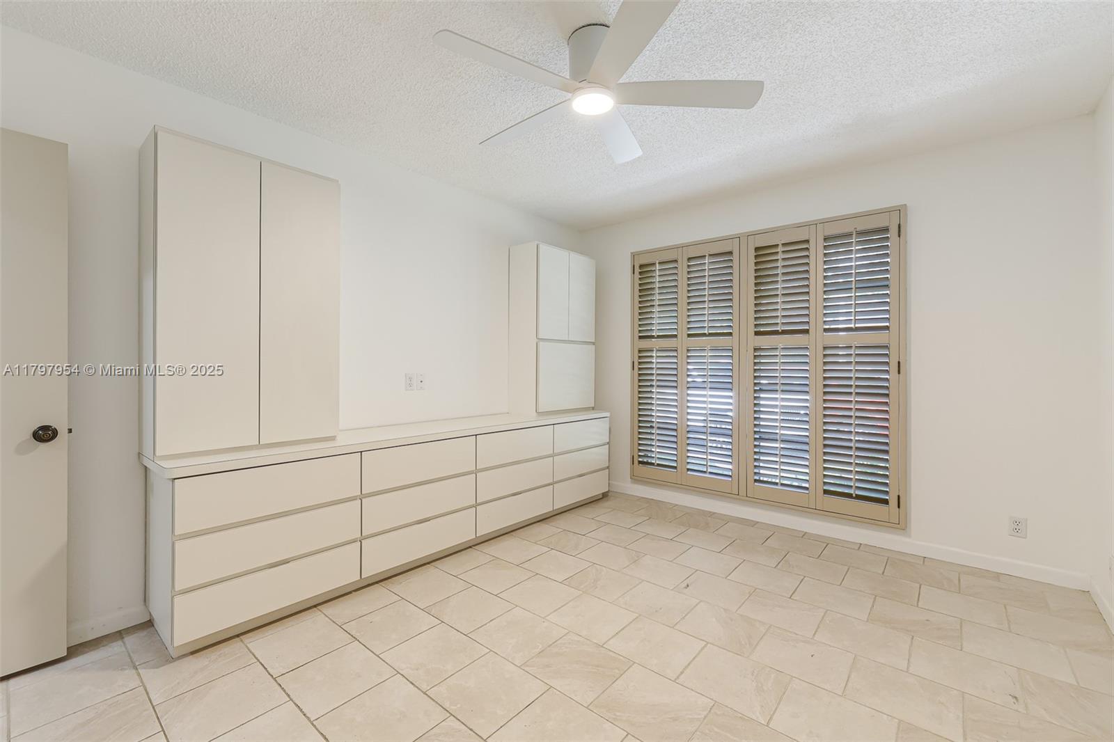7931 Camino Cir #A-11, Miami, Florida image 10