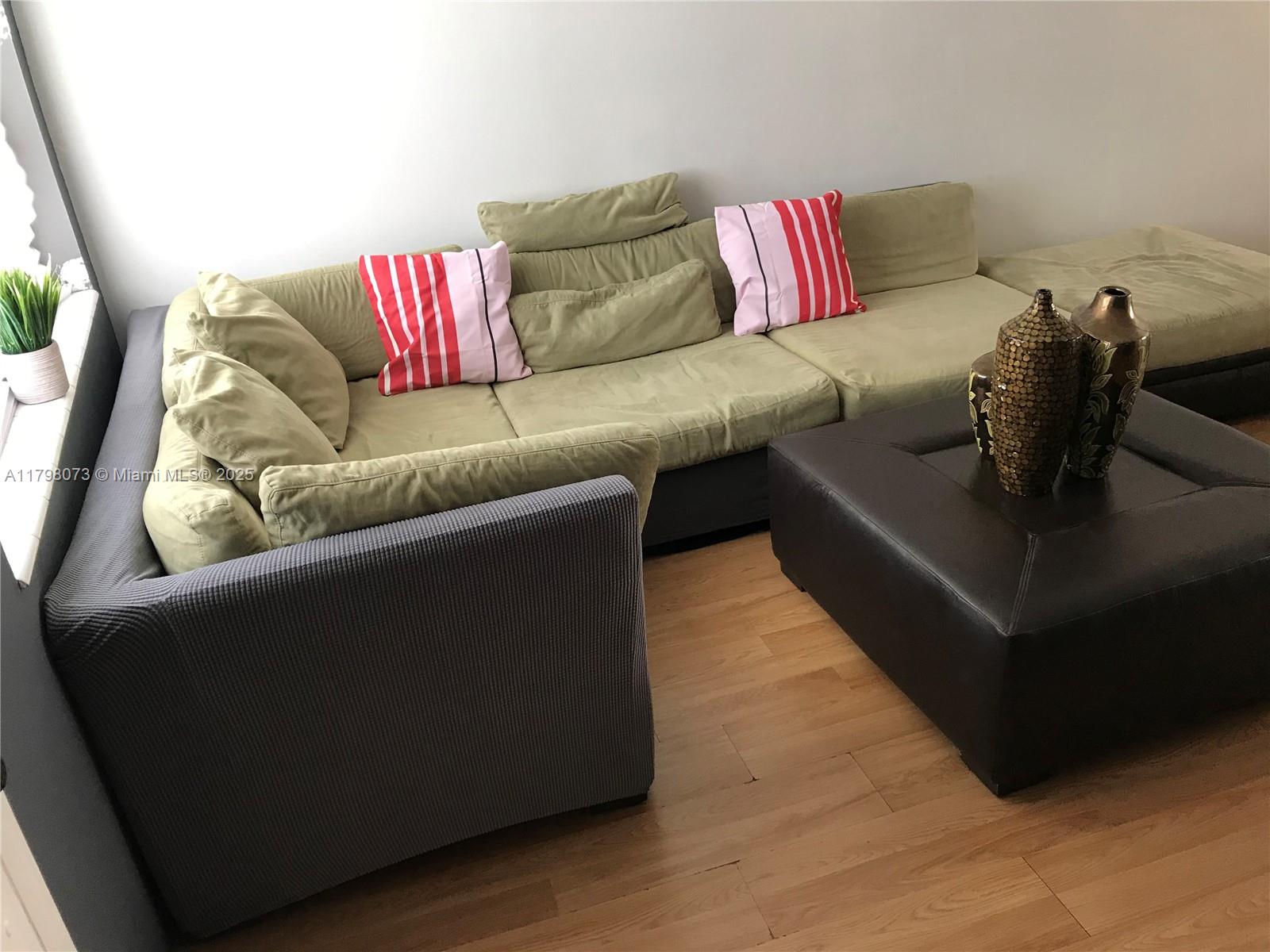 Property photo # 4