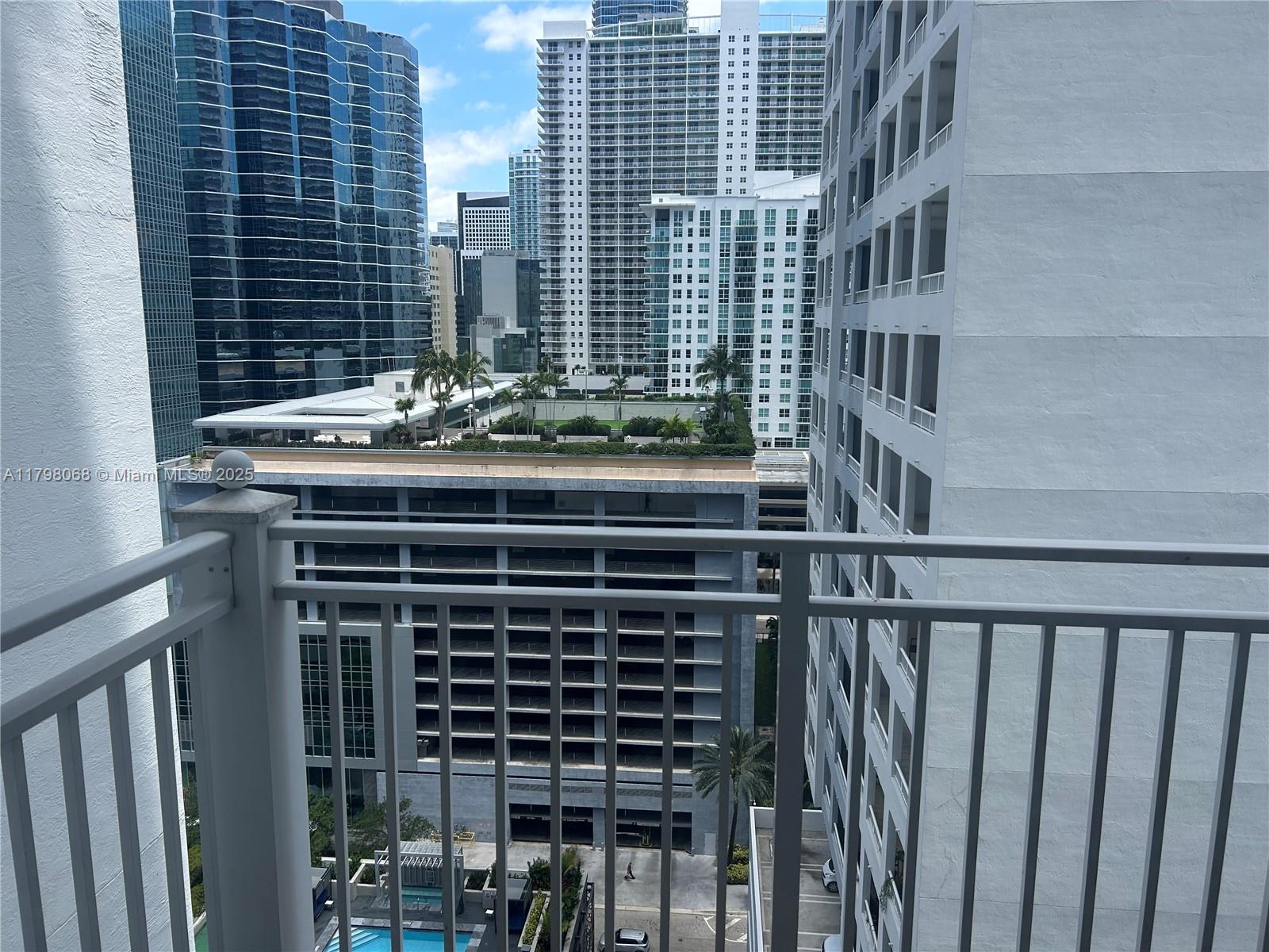 Listing Photo 14