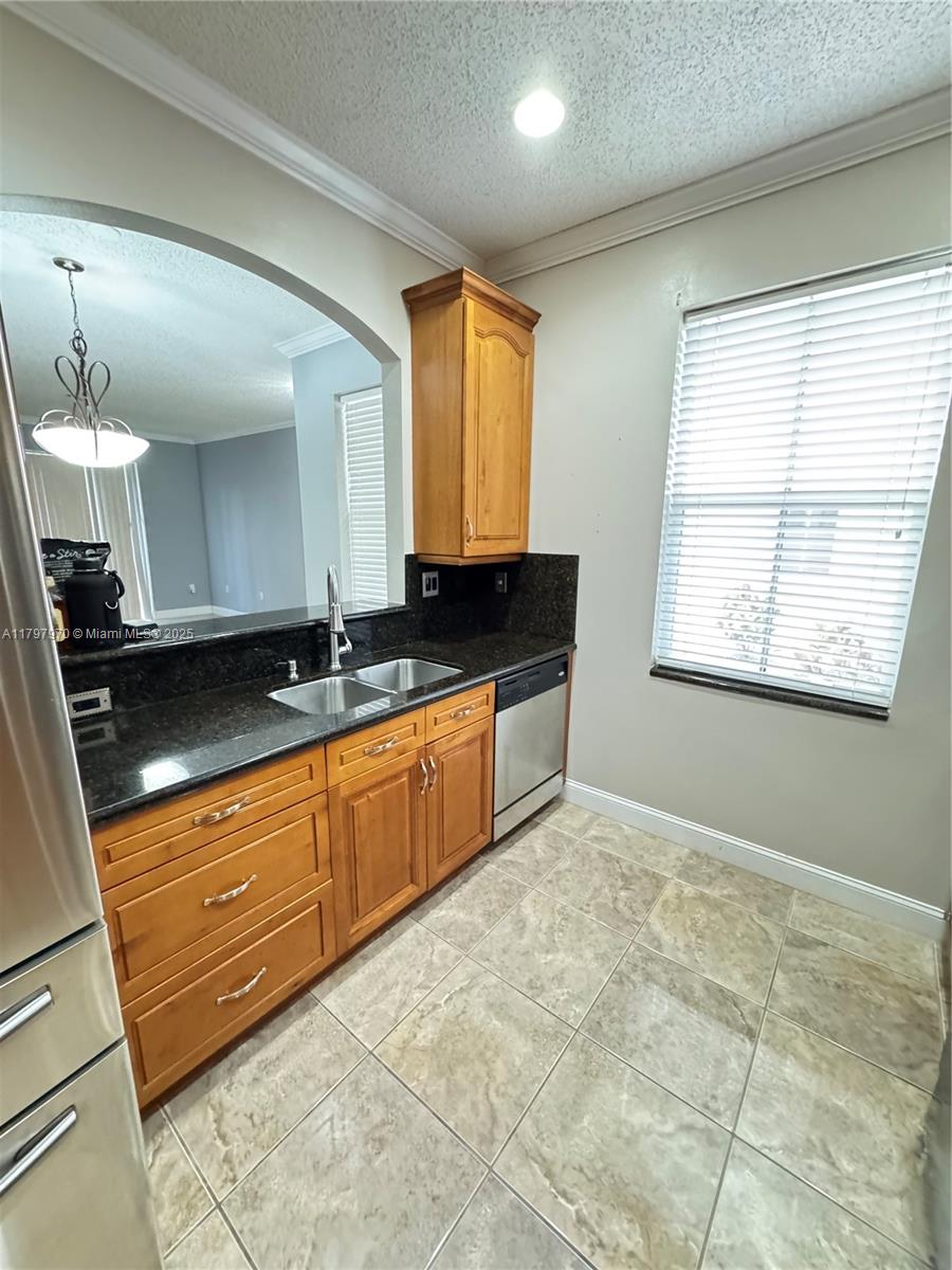 2274 NE 42nd Cir, Homestead, Florida image 9