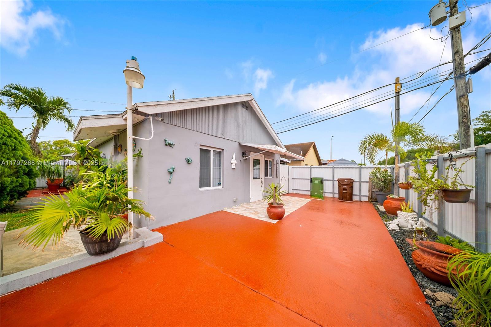 890 W 36th St, Hialeah, Florida image 21